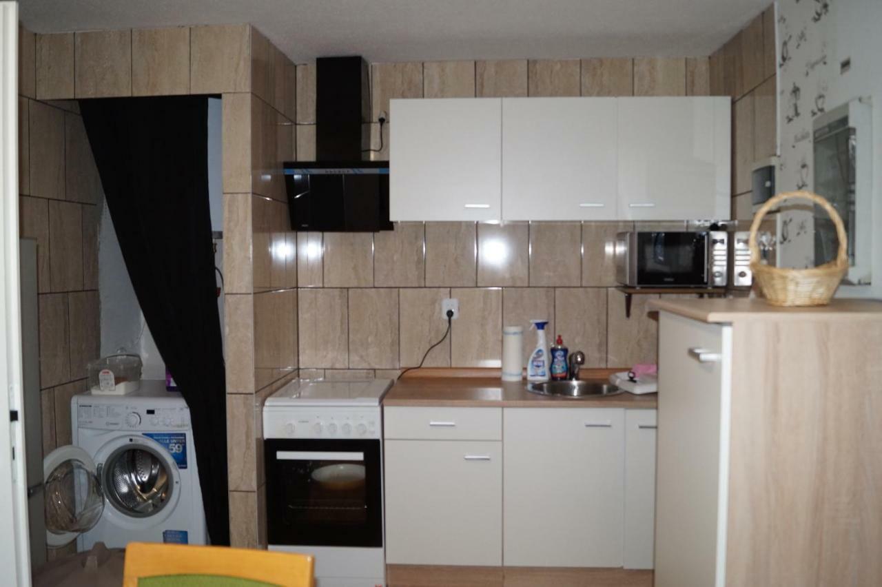 Ferienhaus Zum Jagdschlosschen Letschin Esterno foto